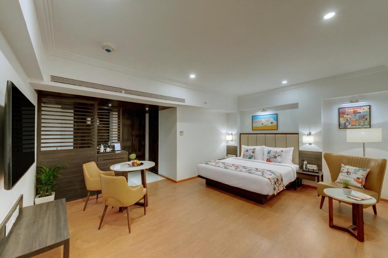 Hotel The Fern Residency Turbhe Navi Mumbai Exterior foto